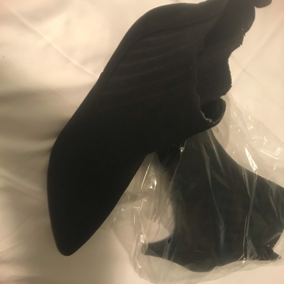 bar III KITTEN heel booties - Picture 6 of 7